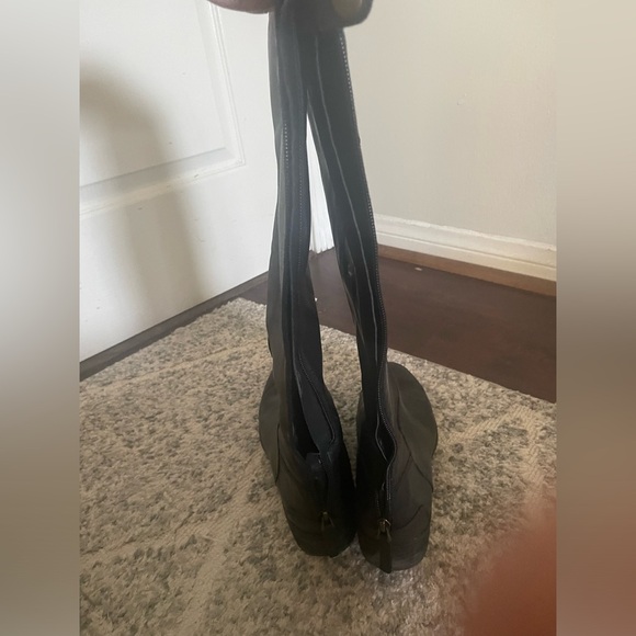 Black long boots with zipper in the back. - Picture 5 of 5